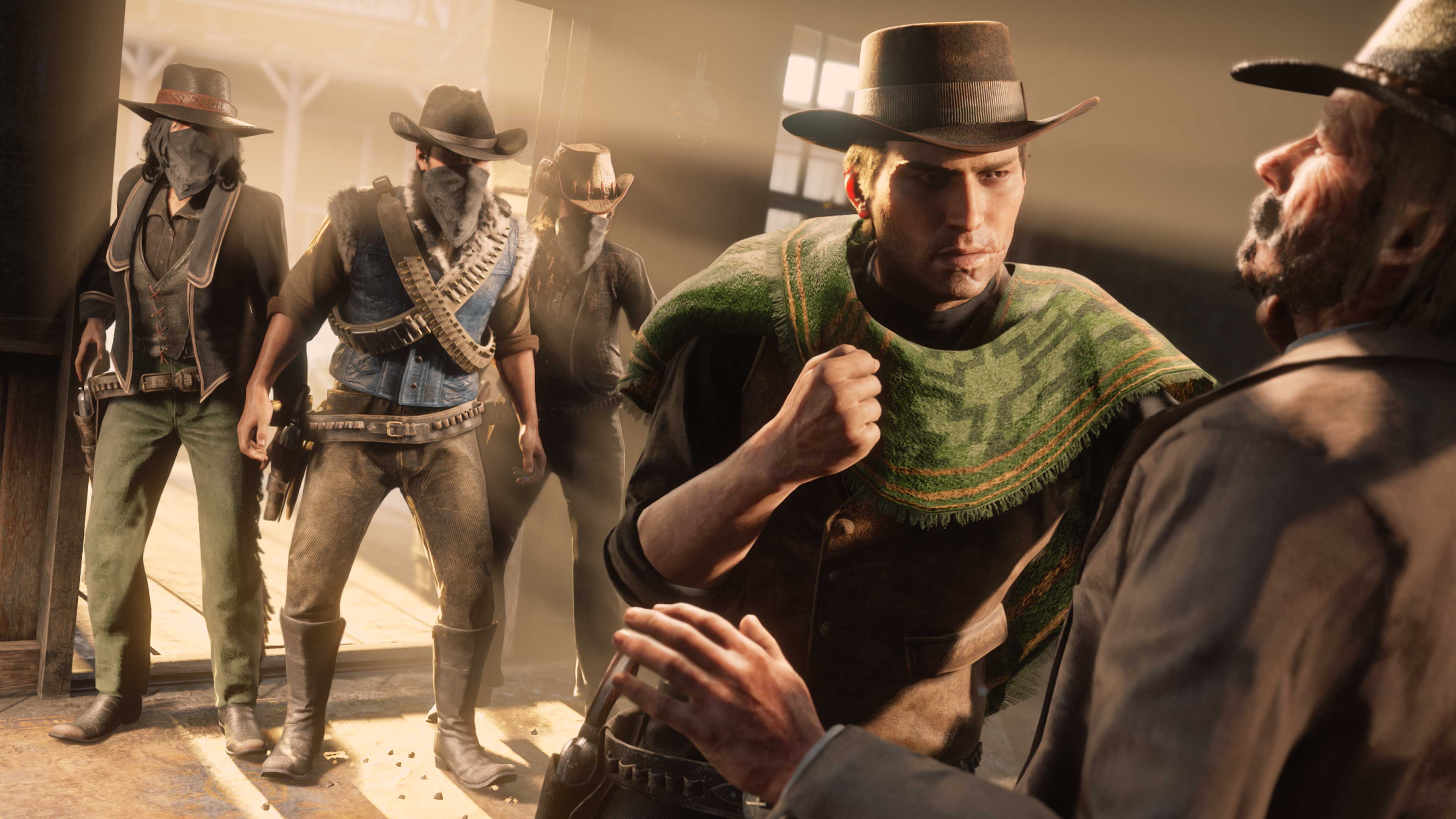 Três jogadores de Red Dead Online assistindo a um quarto jogador, com punho em riste, intimidando um cavalheiro.