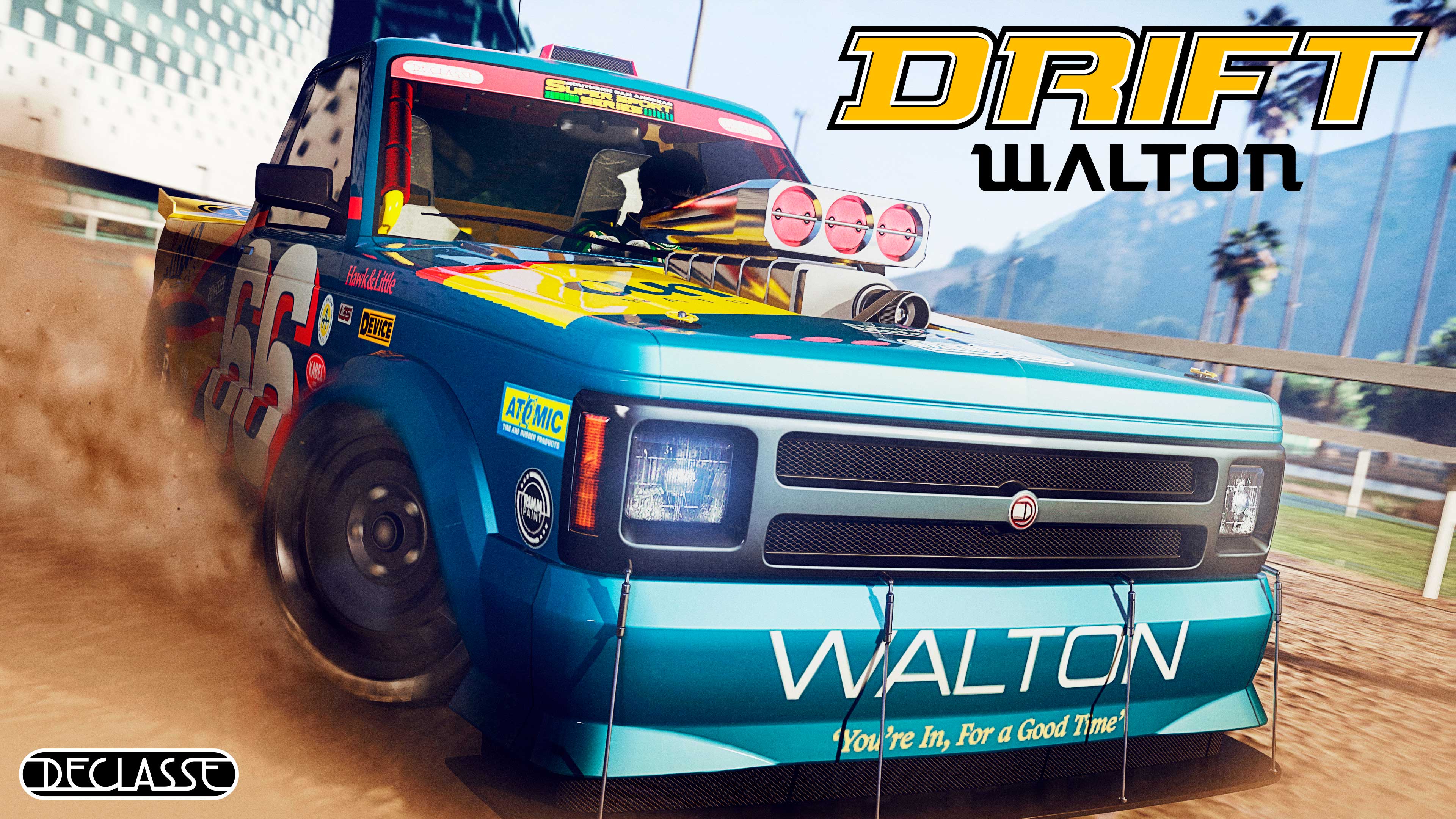 Declasse Drift Walton L35 personalizado com scoop-borboleta triplo e estampa de corrida acelerando em uma pista empoeirada.