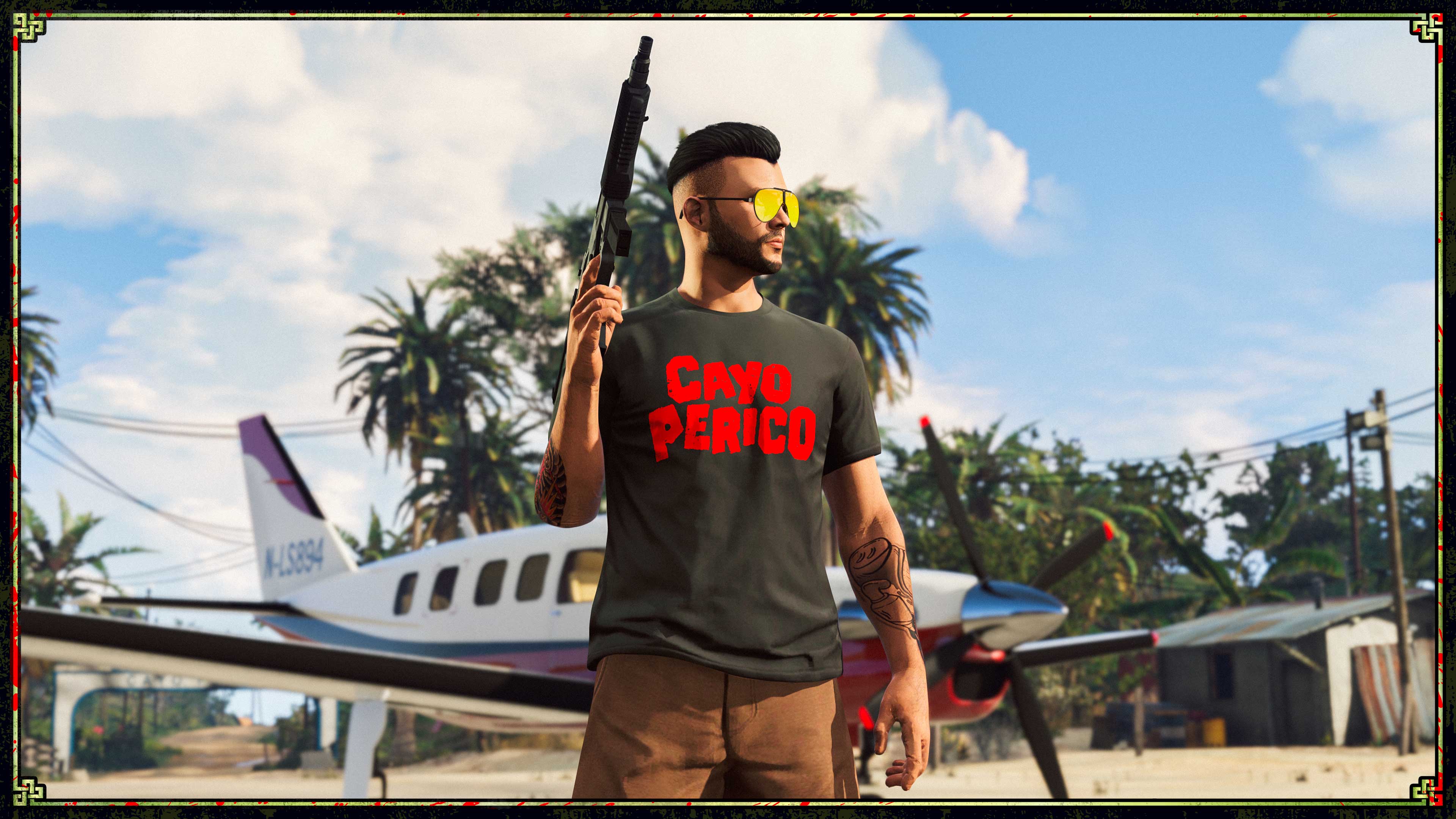 Um personagem armado próximo a um avião vestindo a Camiseta Sobrevivi a Cayo Perico.