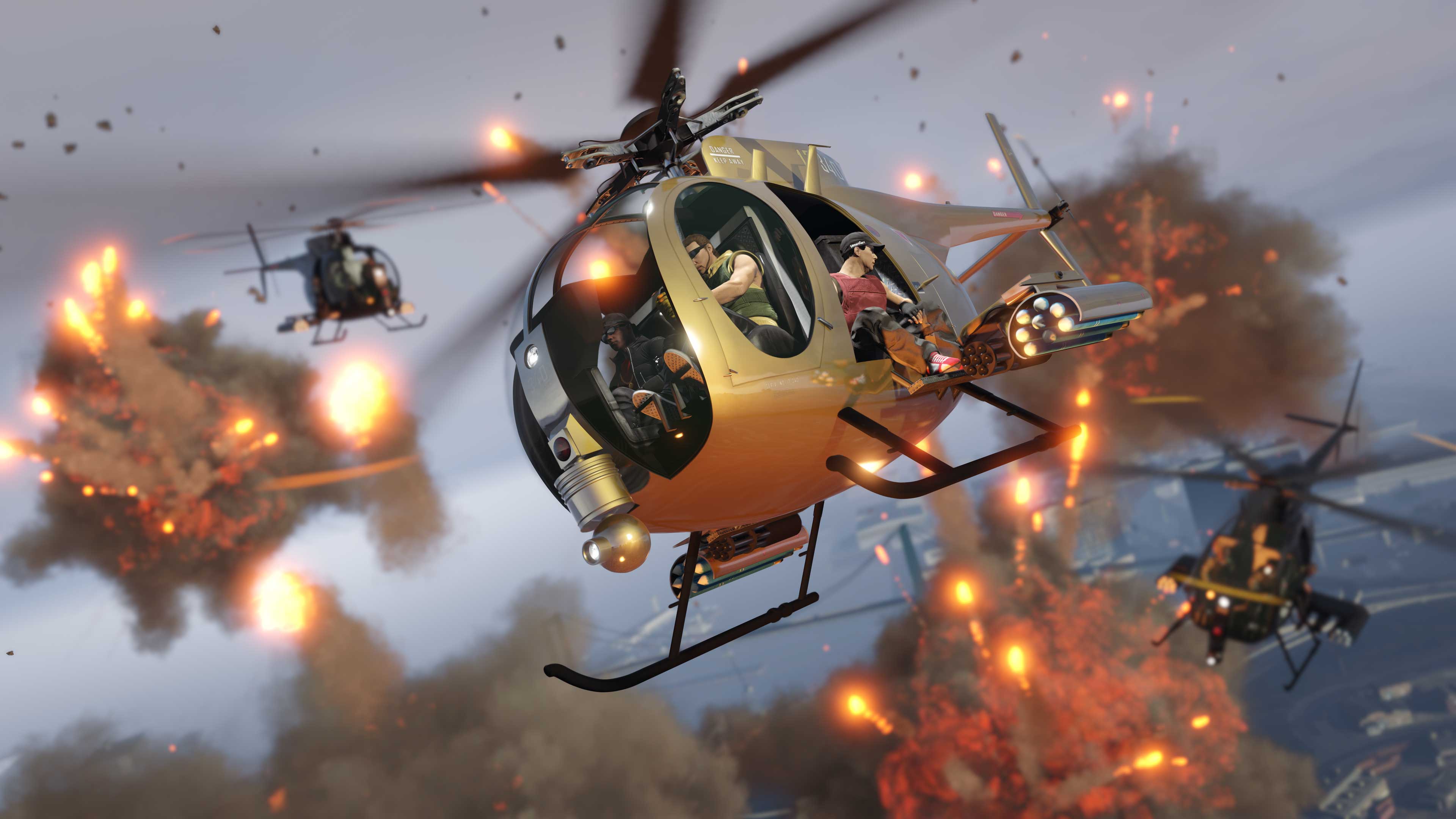 Buzzard de Ataque Dourado voando sobre outros helicópteros e explosões no ar.
